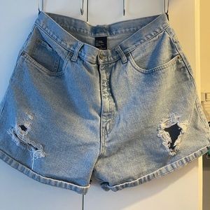 Vintage High-Rise Mom jean shorts